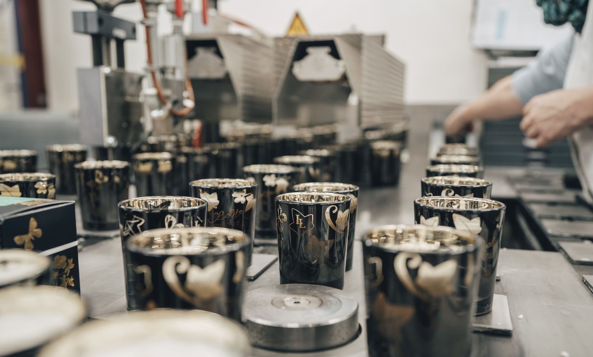Choosing a French Manufacturer of Scented Candles